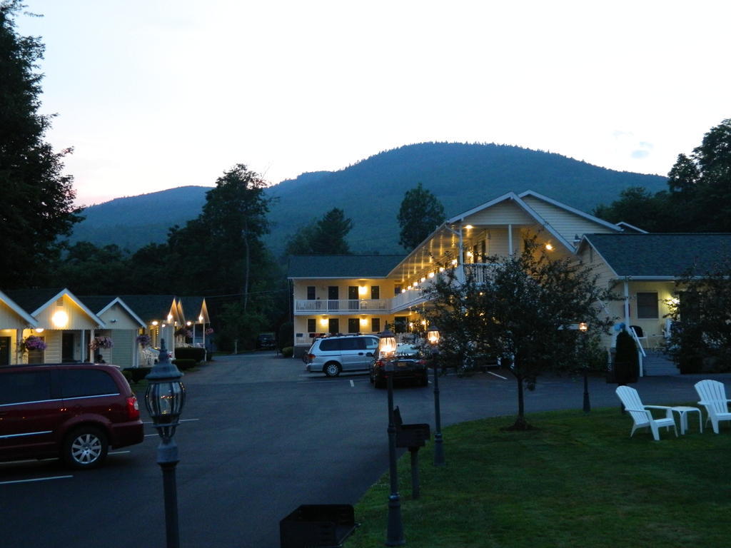 The Heritage Of Lake George Esterno foto